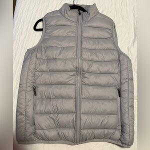 NWOT. Alpine Swiss Gray Puffer Vest